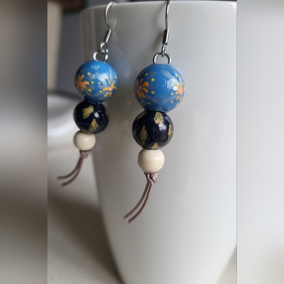New fun handmade earrings - Picture 4 of 4